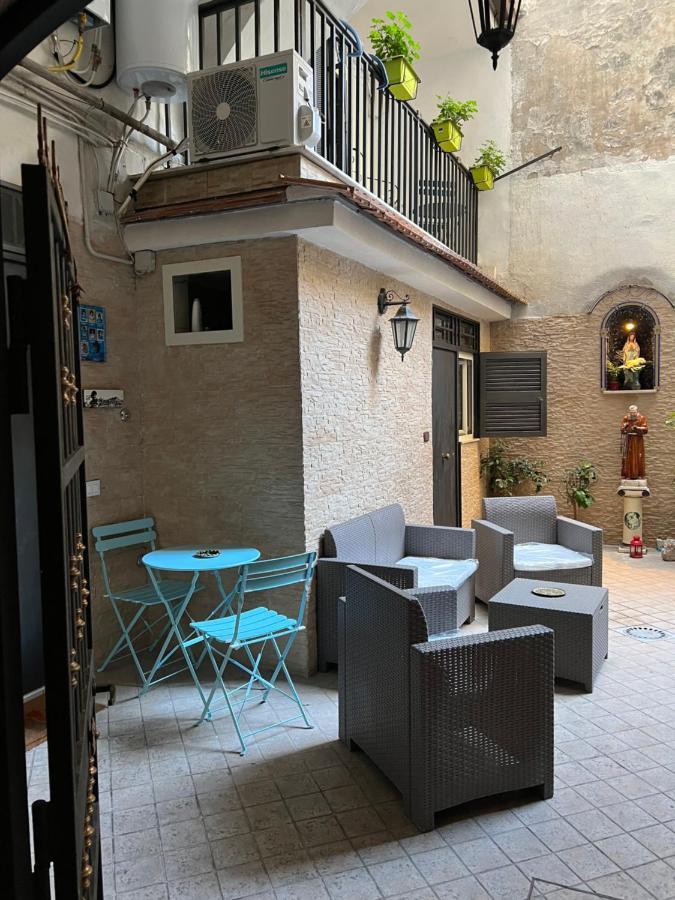 Sciabbacco House Apartment Napoli Bagian luar foto